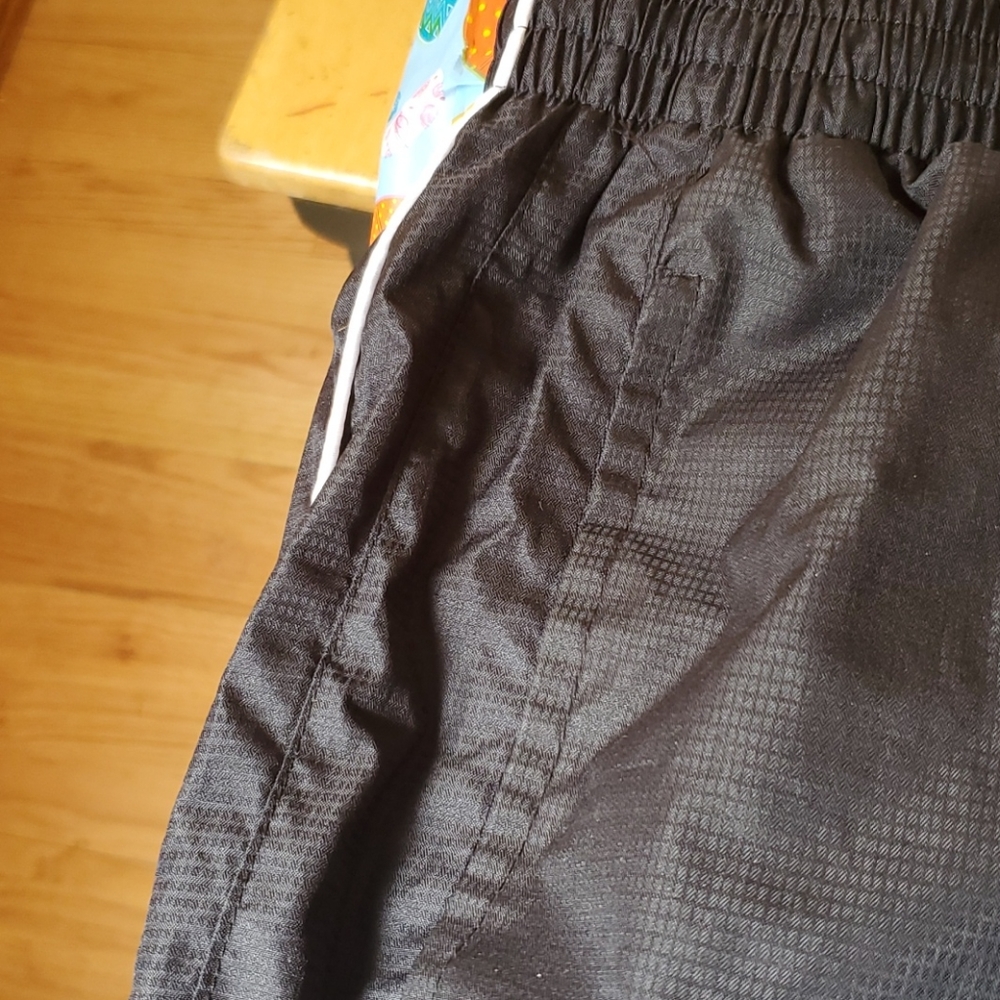 Track pants - Picture 3 of 5